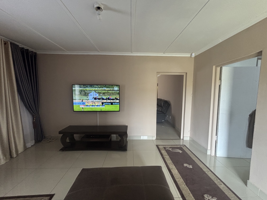 4 Bedroom Property for Sale in Centenary Park KwaZulu-Natal