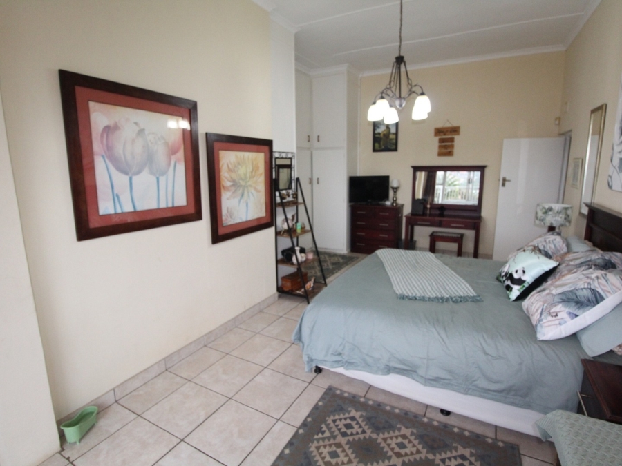 4 Bedroom Property for Sale in Ocean View KwaZulu-Natal