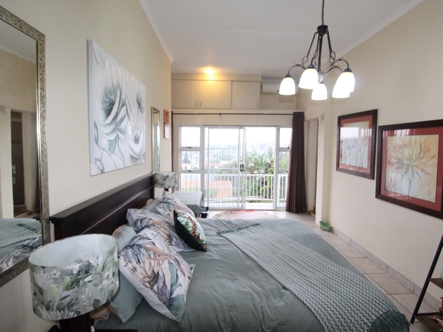 4 Bedroom Property for Sale in Ocean View KwaZulu-Natal