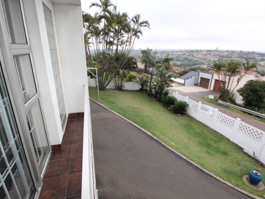 4 Bedroom Property for Sale in Ocean View KwaZulu-Natal