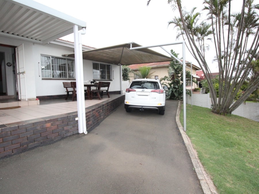 4 Bedroom Property for Sale in Ocean View KwaZulu-Natal