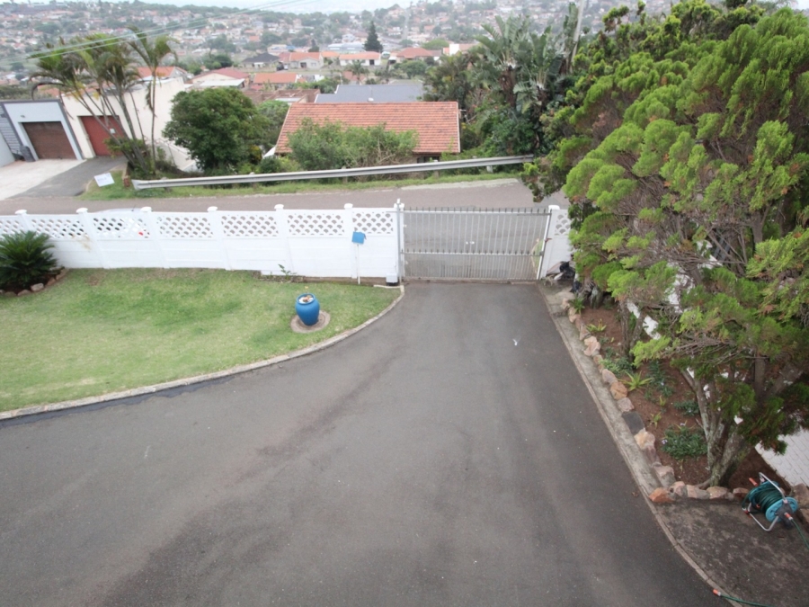 4 Bedroom Property for Sale in Ocean View KwaZulu-Natal