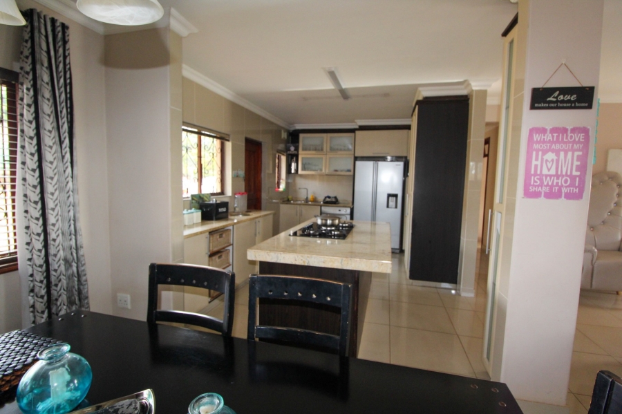 4 Bedroom Property for Sale in Ocean View KwaZulu-Natal