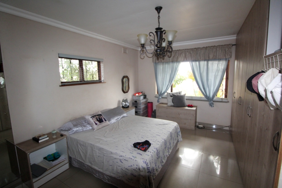 4 Bedroom Property for Sale in Ocean View KwaZulu-Natal