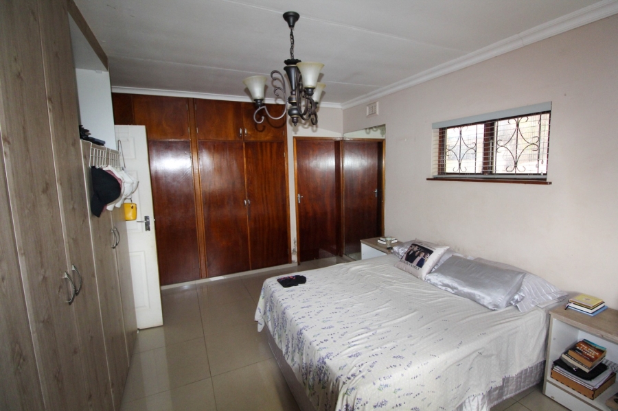 4 Bedroom Property for Sale in Ocean View KwaZulu-Natal