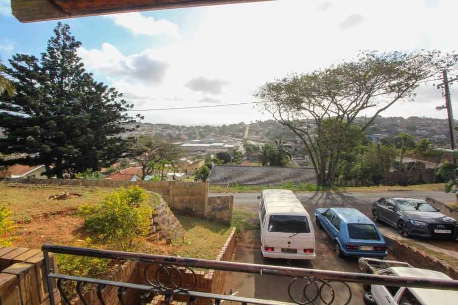 4 Bedroom Property for Sale in Ocean View KwaZulu-Natal