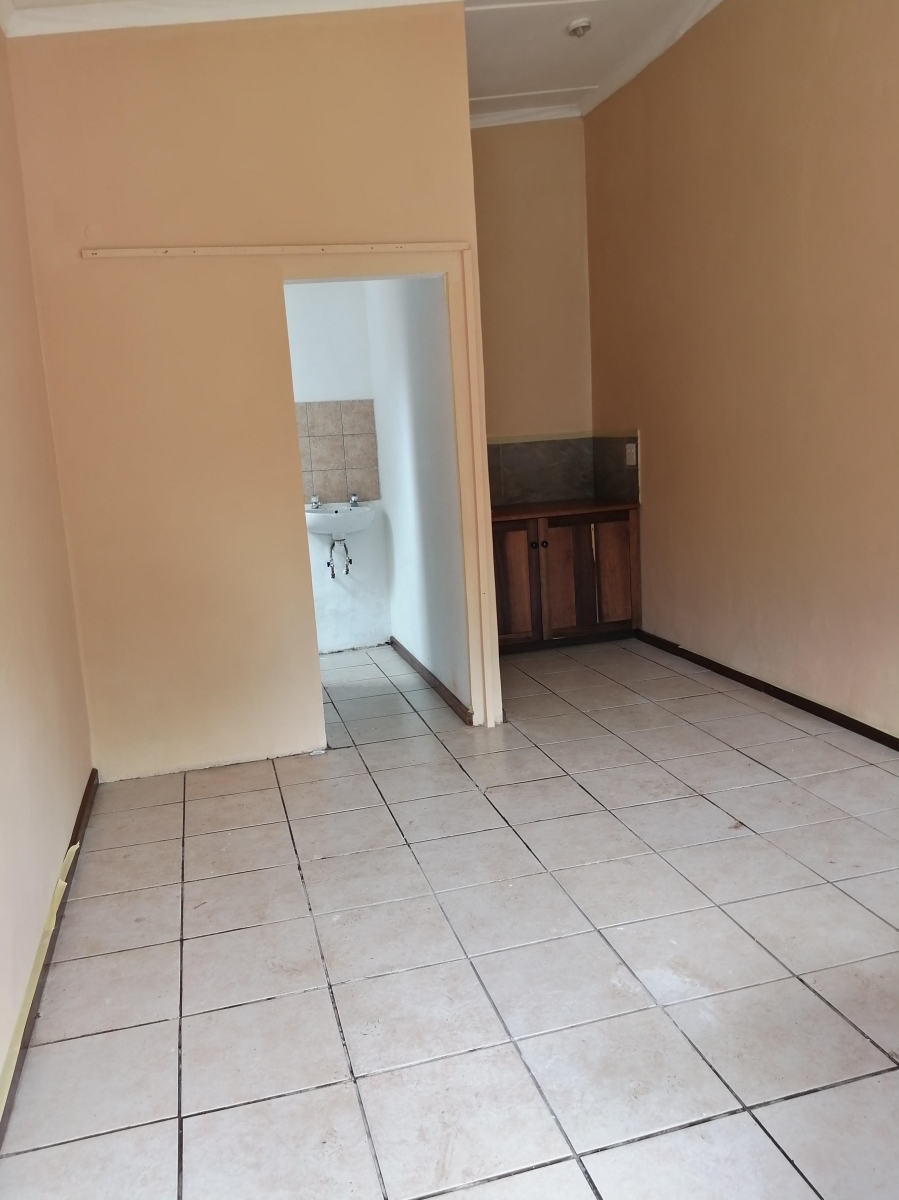 To Let 1 Bedroom Property for Rent in Scottsville KwaZulu-Natal