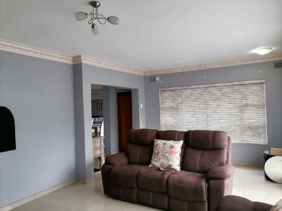 3 Bedroom Property for Sale in Ocean View KwaZulu-Natal