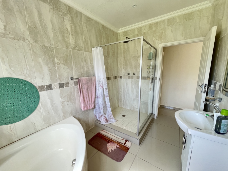 3 Bedroom Property for Sale in Shelly Beach KwaZulu-Natal