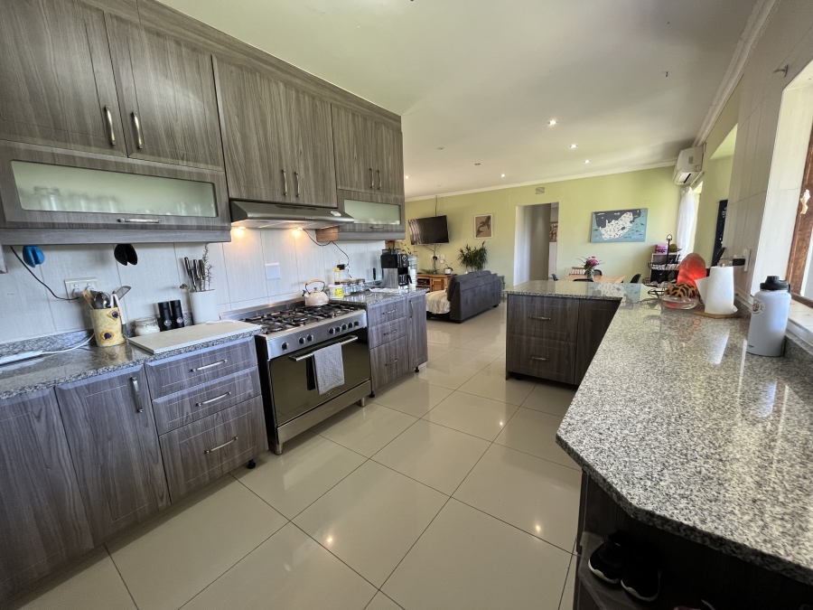 3 Bedroom Property for Sale in Shelly Beach KwaZulu-Natal