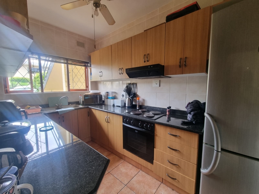 2 Bedroom Property for Sale in Umtentweni KwaZulu-Natal