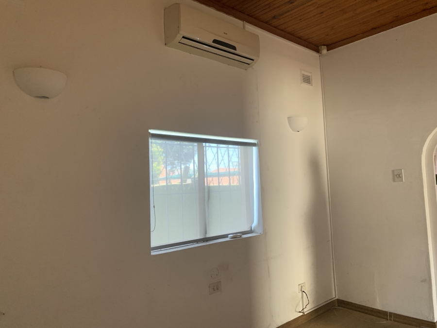 To Let commercial Property for Rent in Durban North KwaZulu-Natal