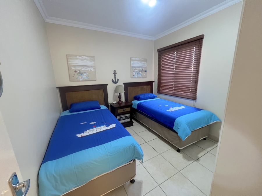 To Let 4 Bedroom Property for Rent in St Michaels On Sea KwaZulu-Natal