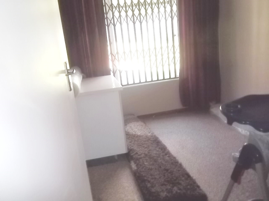 4 Bedroom Property for Sale in Aviary Hill KwaZulu-Natal
