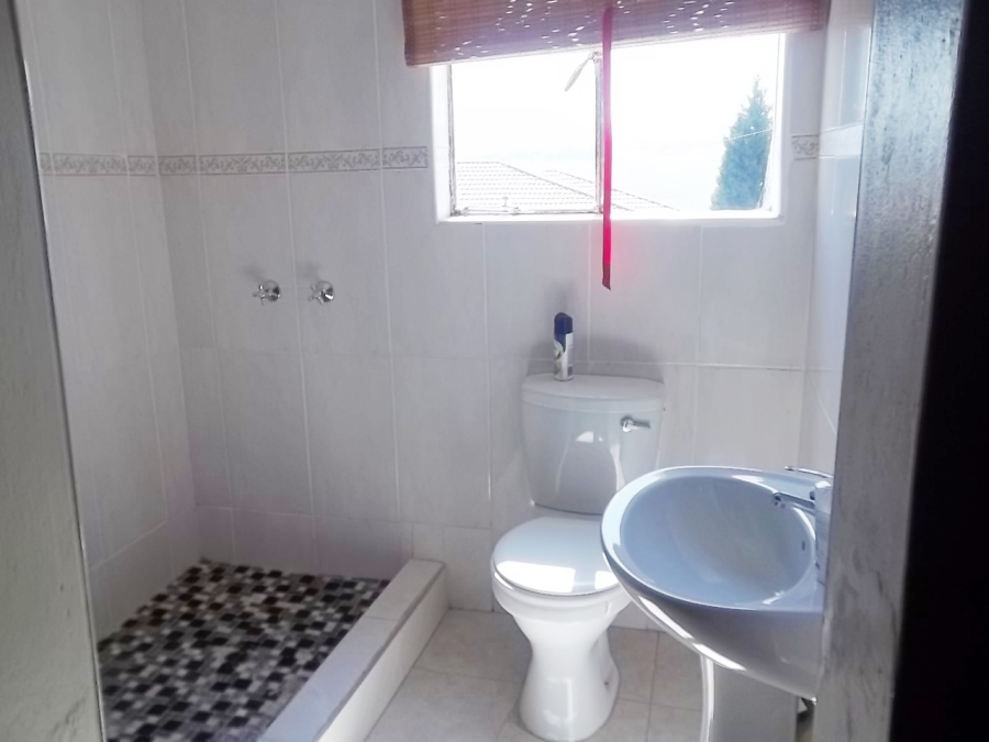 4 Bedroom Property for Sale in Aviary Hill KwaZulu-Natal