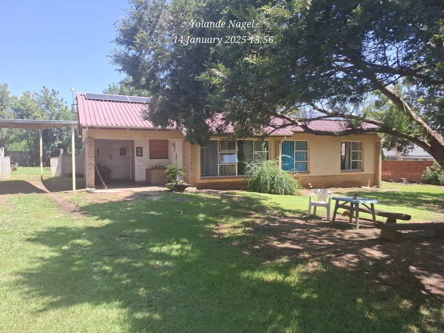 4 Bedroom Property for Sale in Schuinshoogte KwaZulu-Natal