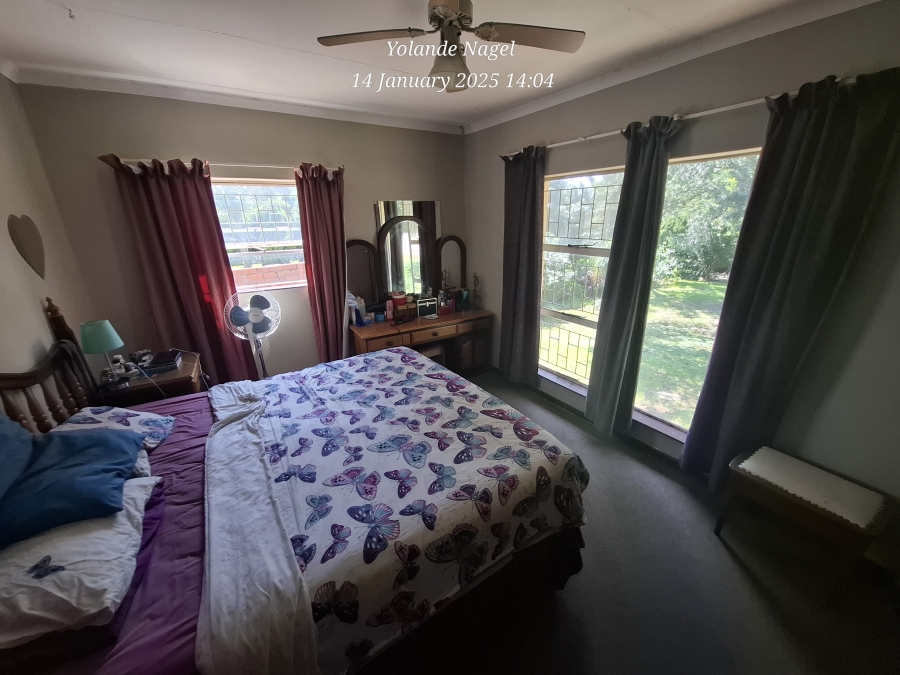 4 Bedroom Property for Sale in Schuinshoogte KwaZulu-Natal