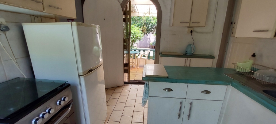 3 Bedroom Property for Sale in Uvongo KwaZulu-Natal