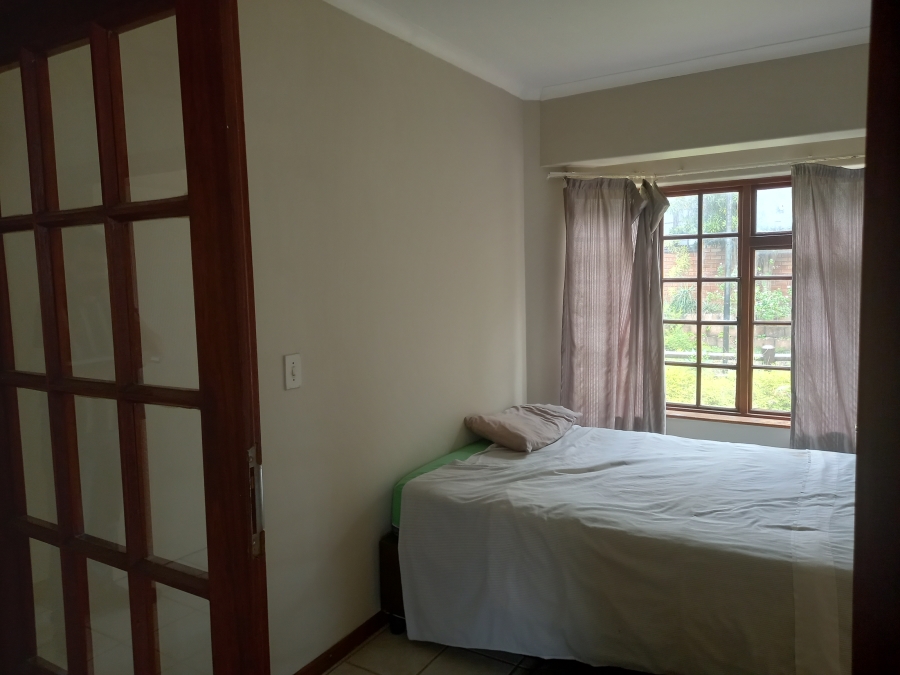 To Let 2 Bedroom Property for Rent in Margate KwaZulu-Natal