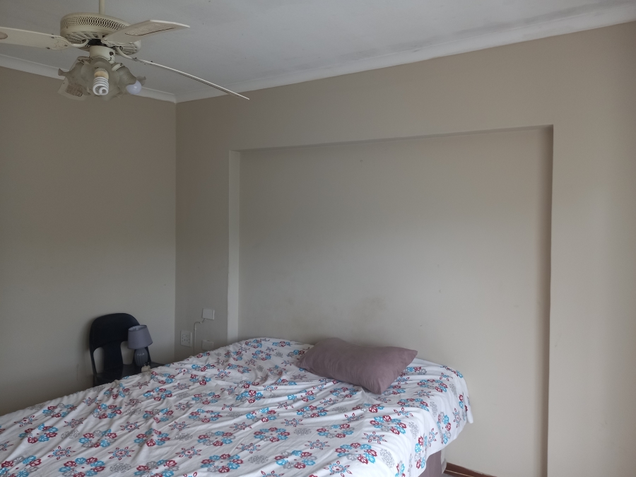 To Let 2 Bedroom Property for Rent in Margate KwaZulu-Natal