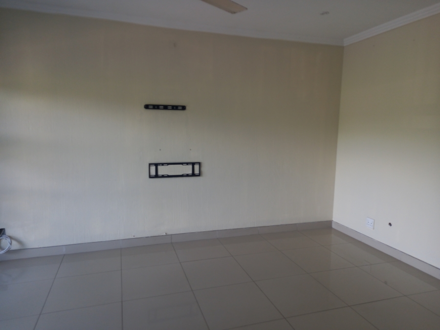 To Let 2 Bedroom Property for Rent in Shelly Beach KwaZulu-Natal