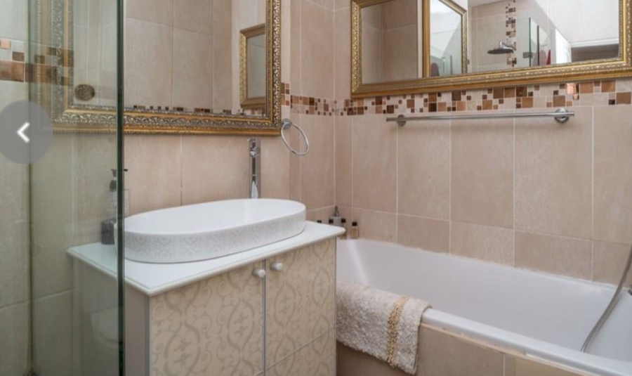 2 Bedroom Property for Sale in New Town Centre KwaZulu-Natal