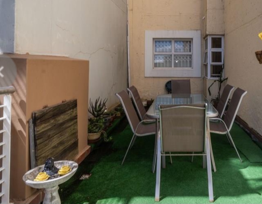 2 Bedroom Property for Sale in New Town Centre KwaZulu-Natal