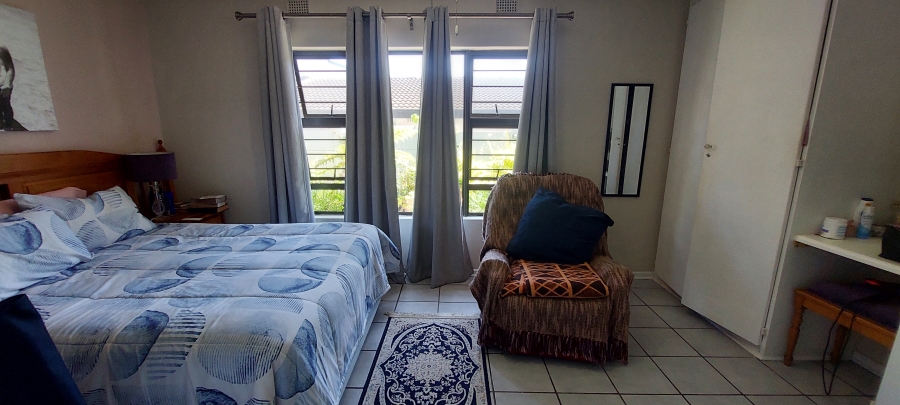 3 Bedroom Property for Sale in Uvongo KwaZulu-Natal