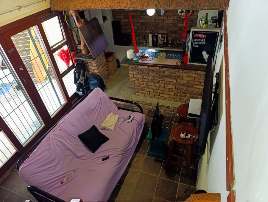 7 Bedroom Property for Sale in Uvongo KwaZulu-Natal