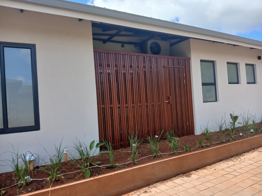 To Let 3 Bedroom Property for Rent in Zini River Estate KwaZulu-Natal