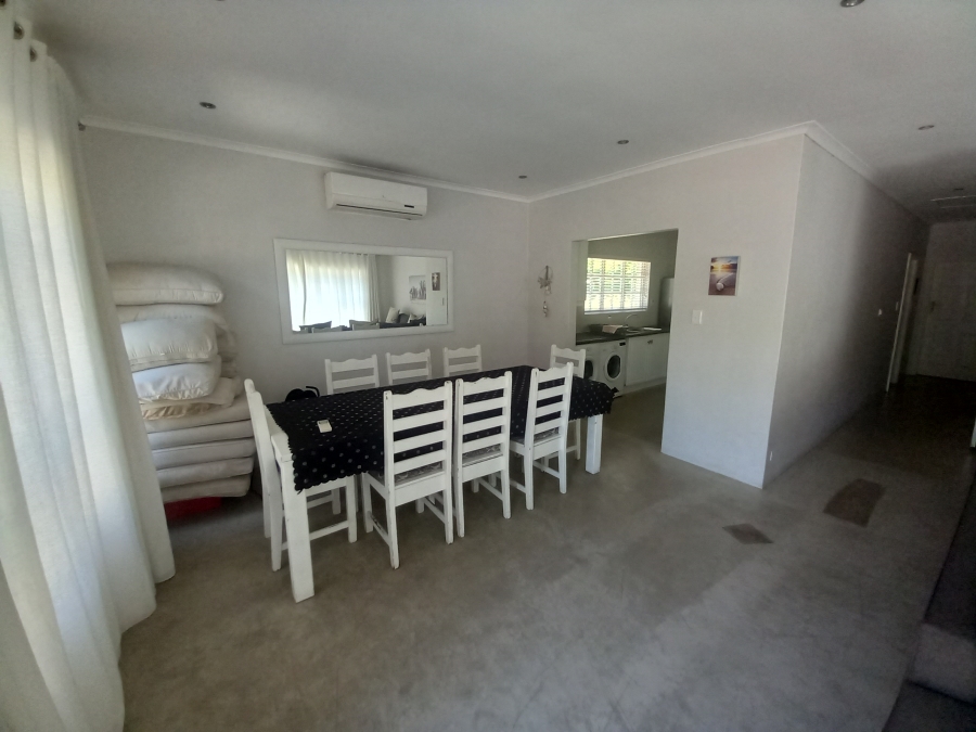 To Let 3 Bedroom Property for Rent in Oslo Beach KwaZulu-Natal