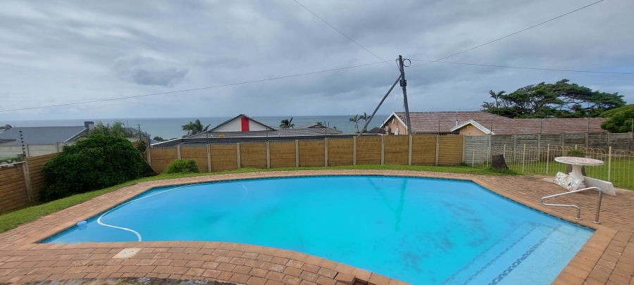 5 Bedroom Property for Sale in Uvongo KwaZulu-Natal