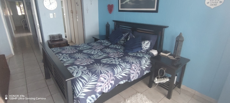 3 Bedroom Property for Sale in Uvongo Beach KwaZulu-Natal