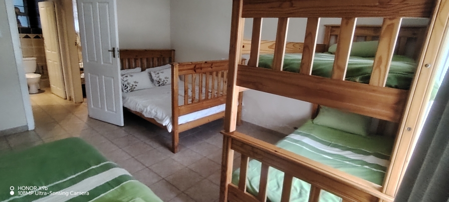 To Let 2 Bedroom Property for Rent in Margate KwaZulu-Natal