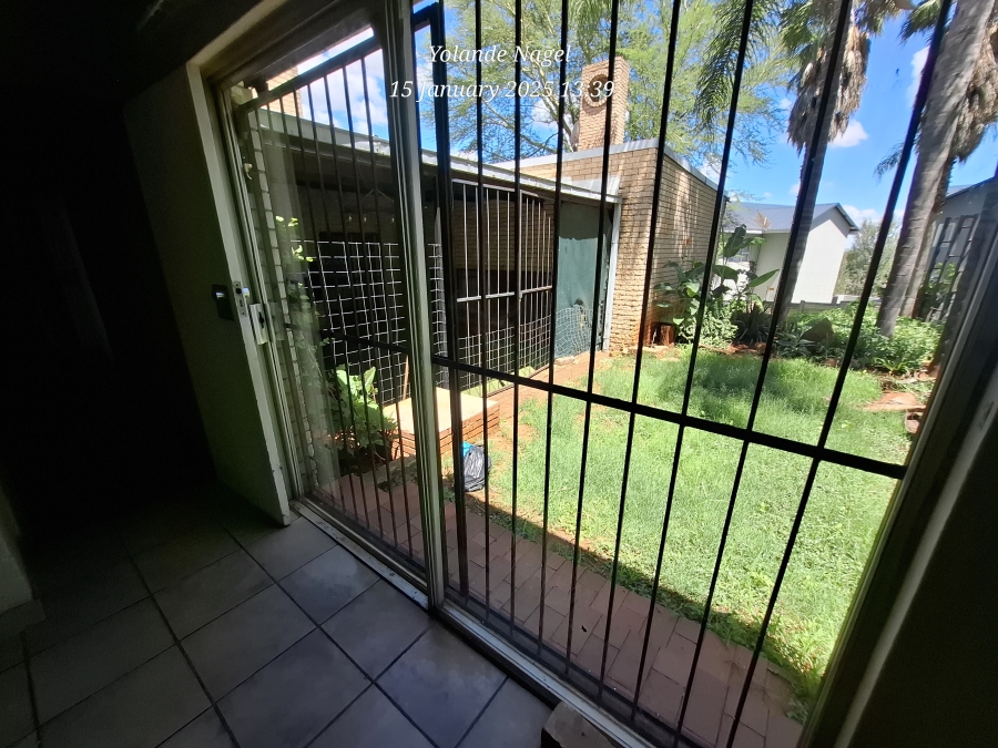 To Let 3 Bedroom Property for Rent in Signal Hill KwaZulu-Natal