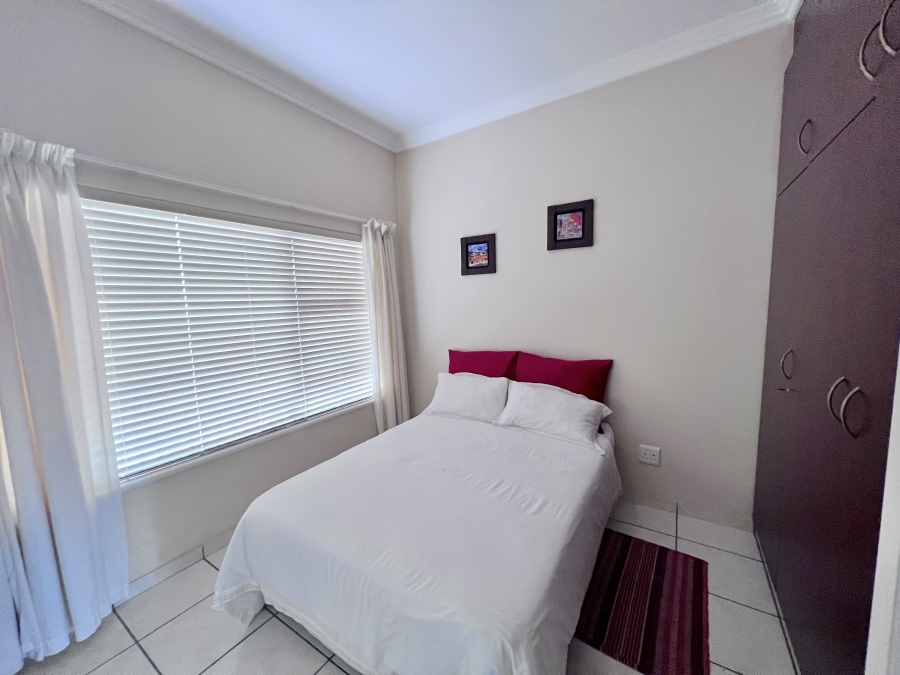 2 Bedroom Property for Sale in Uvongo Beach KwaZulu-Natal