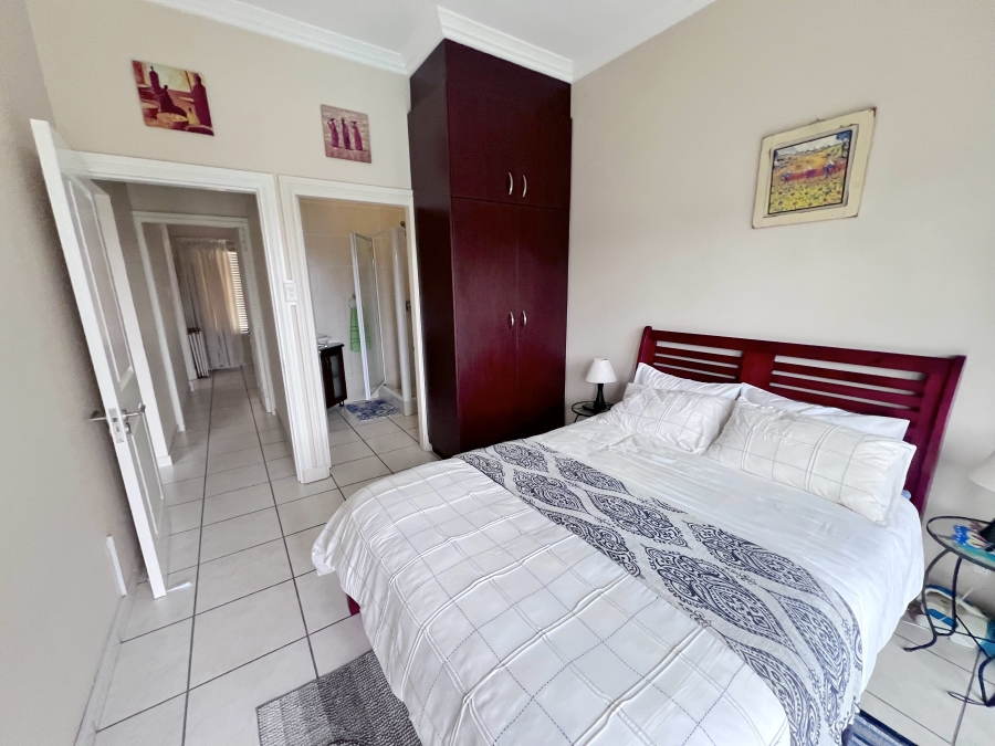 2 Bedroom Property for Sale in Uvongo Beach KwaZulu-Natal