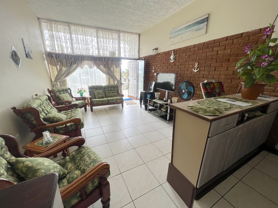 2 Bedroom Property for Sale in Margate KwaZulu-Natal