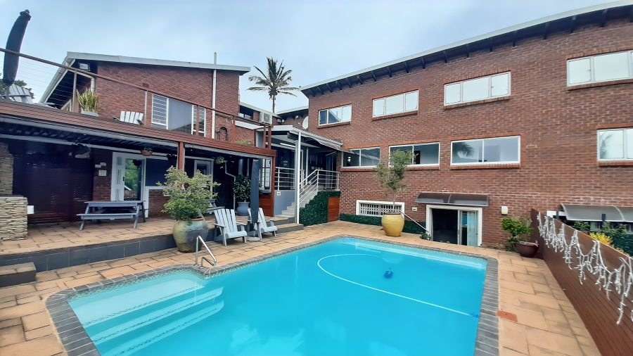 8 Bedroom Property for Sale in Ballito Central KwaZulu-Natal