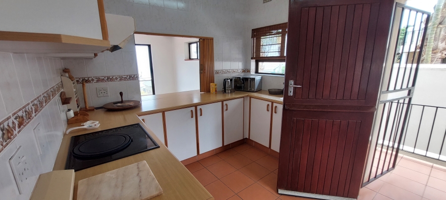 4 Bedroom Property for Sale in Uvongo Beach KwaZulu-Natal