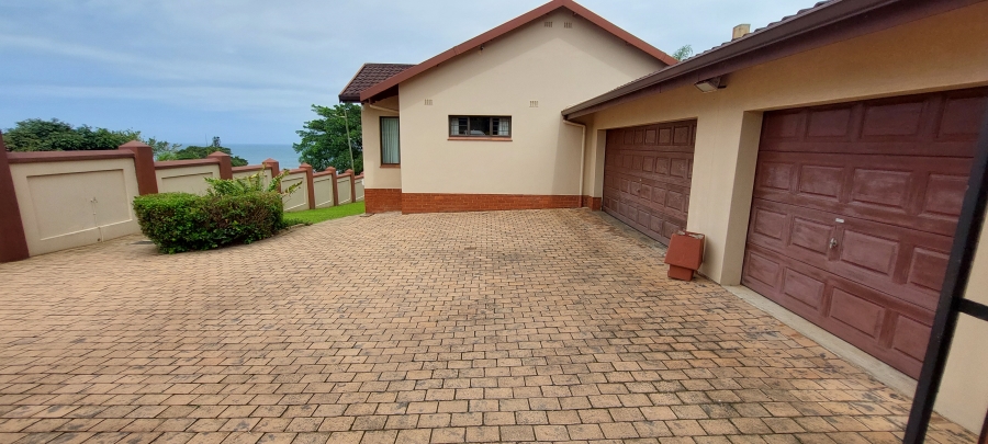 4 Bedroom Property for Sale in Uvongo Beach KwaZulu-Natal