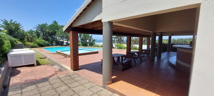 2 Bedroom Property for Sale in Uvongo KwaZulu-Natal