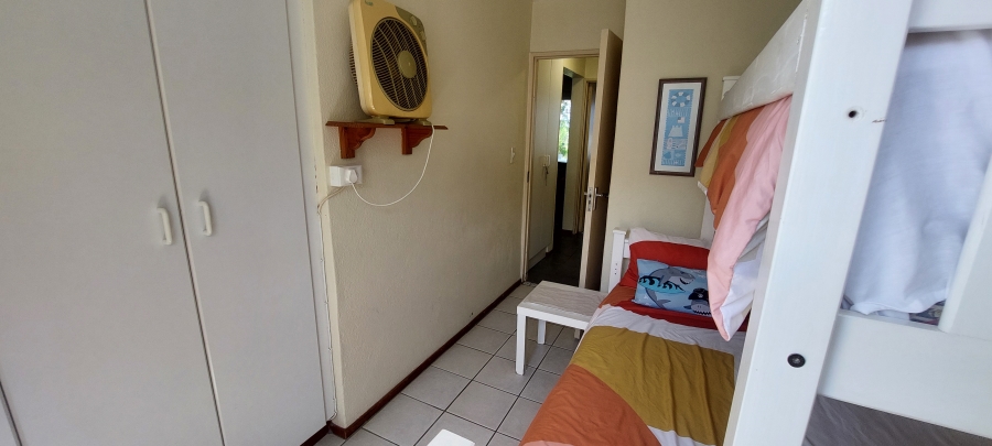 To Let 2 Bedroom Property for Rent in Uvongo KwaZulu-Natal