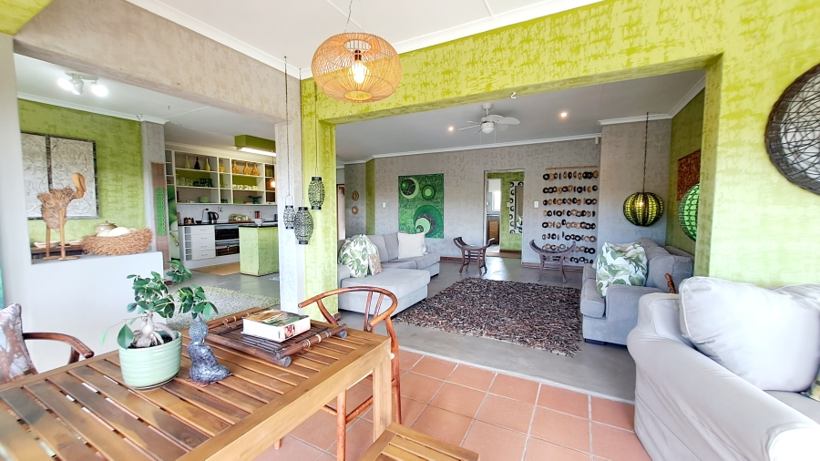 3 Bedroom Property for Sale in Salt Rock KwaZulu-Natal