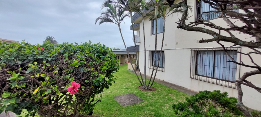 2 Bedroom Property for Sale in Manaba Beach KwaZulu-Natal