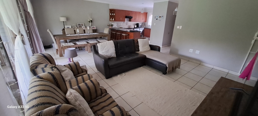 4 Bedroom Property for Sale in St Michaels On Sea KwaZulu-Natal