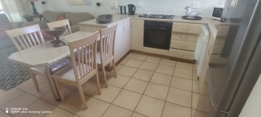 To Let 3 Bedroom Property for Rent in Uvongo KwaZulu-Natal