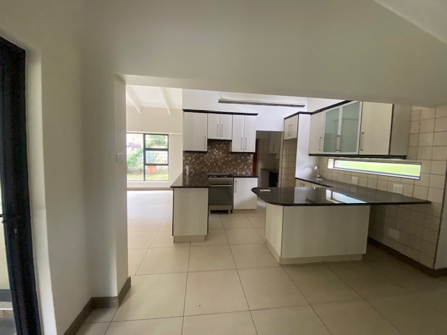 To Let 3 Bedroom Property for Rent in Mzingazi Golf Estate KwaZulu-Natal