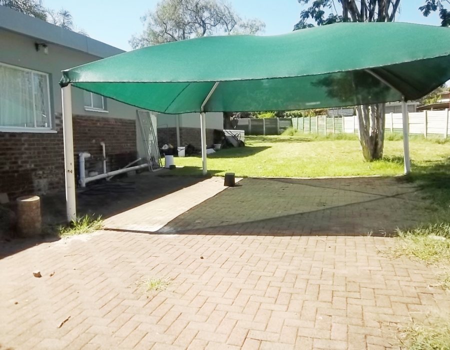 5 Bedroom Property for Sale in Huttenheights KwaZulu-Natal