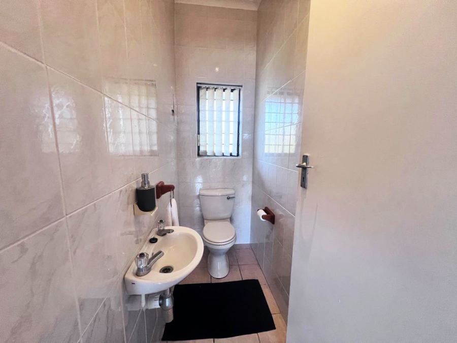 To Let 2 Bedroom Property for Rent in Ramsgate KwaZulu-Natal